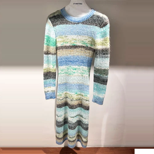 Lomakeskuksen tyylinen mekko naisille